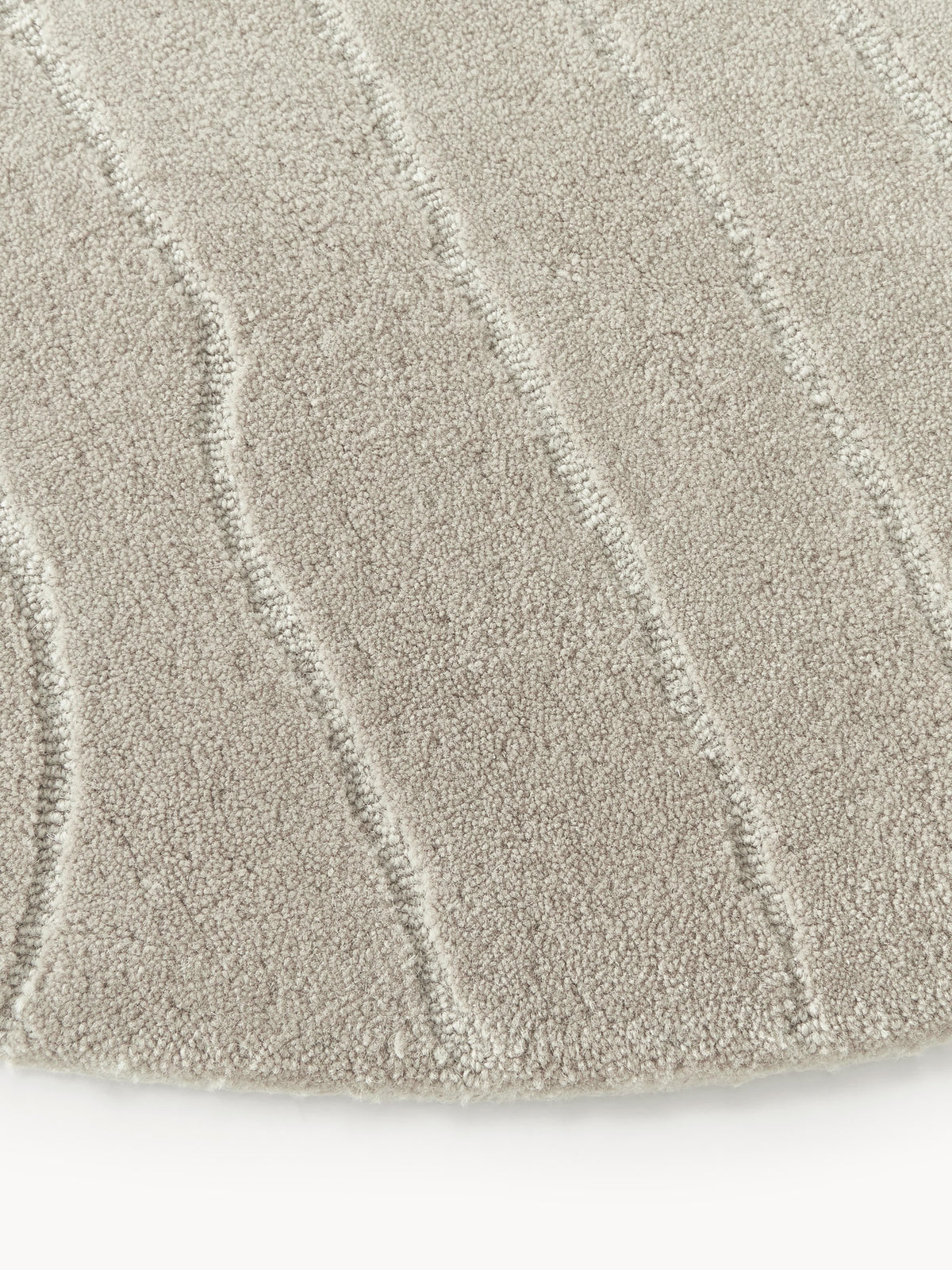 Aaron Round Wool Rug, Hand-Tufted